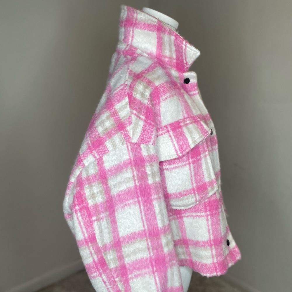 Pink flannel Jacket 🩷 - Picture 5 of 7